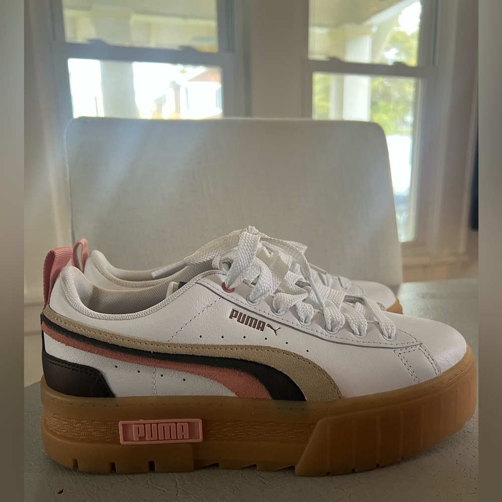 Puma Mayze Triplex Women’s Sneaker Size 9